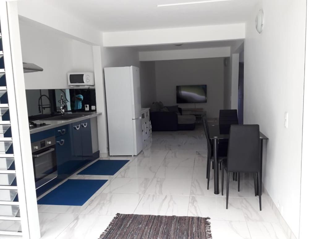 Jona Apt Le Lamentin Exterior photo